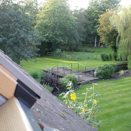 Riverside Lodge Pied A Terre Fordingbridge Buitenkant foto