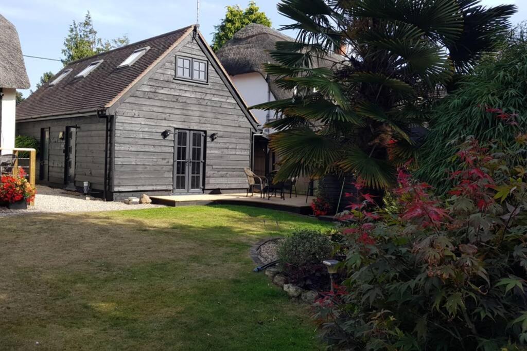 Riverside Lodge Pied A Terre Fordingbridge Buitenkant foto